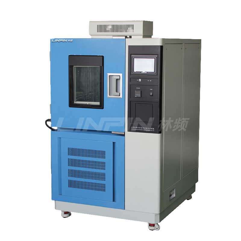 <b>试验箱：提供稳定测试空间，加速产品迭代</b>